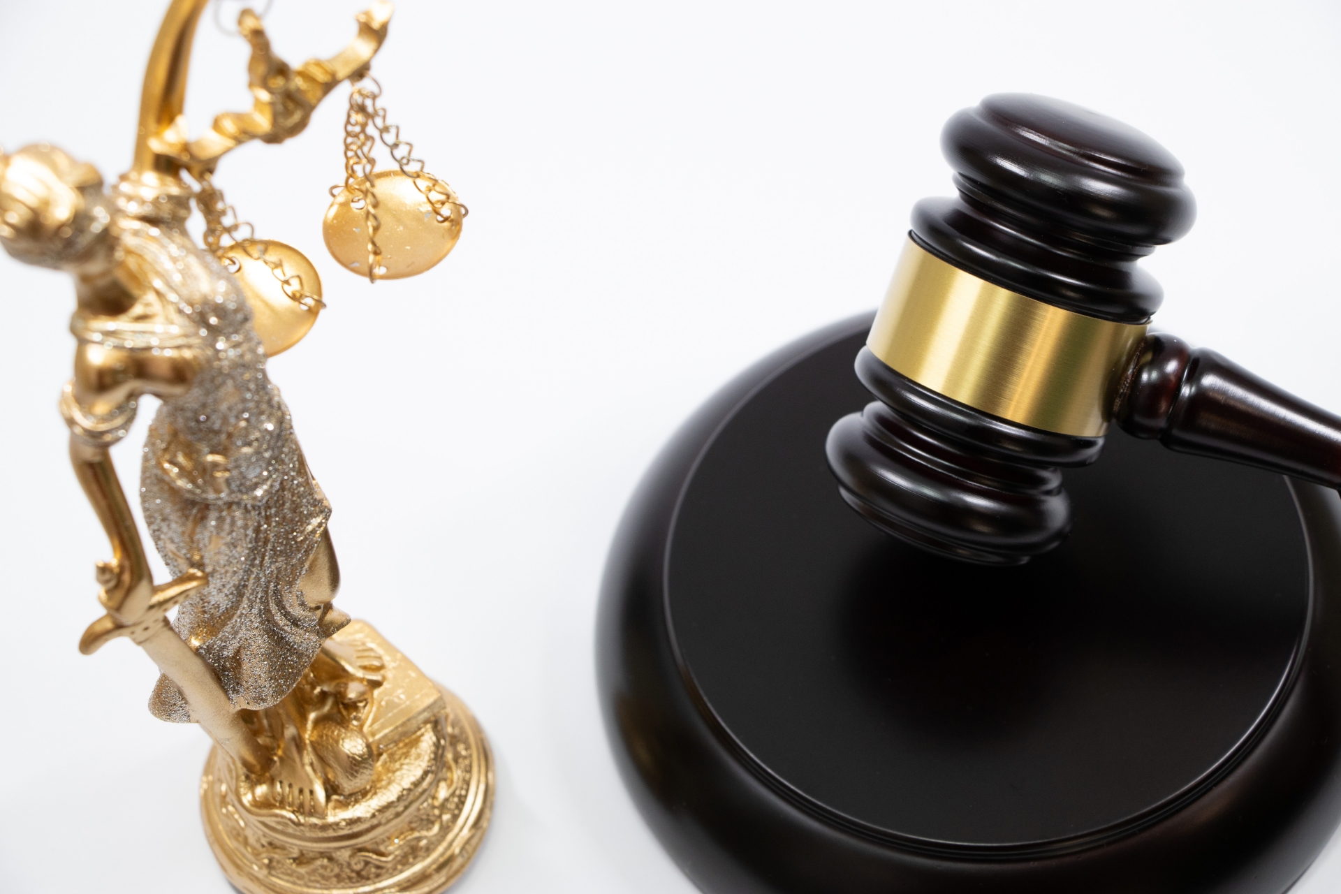 表明保証違反の裁判事例